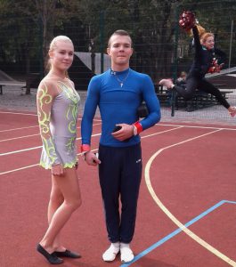 1-КМСУ зі спорт.акробатики Шаповалова К. і КМСУ зі спорт.гімнастики Колесник Д.